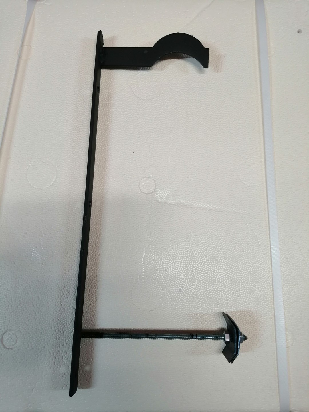 Wspornik grzejnika żeliwnego ze szpilką ( cena za 1 sztukę ) TERVO